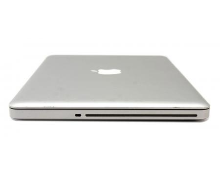 The Apple MacBook Pro 2012 w Final Cut & Photoshop